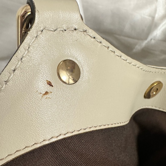 Gucci Large Sukey Monogram Tote - Picture 14 of 16